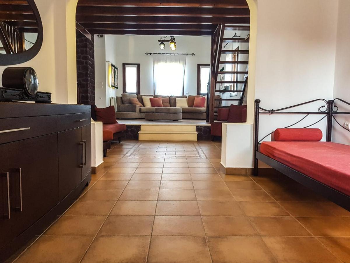 Sunshine House For 9, Cozy Set Up,Verandas, Sea View. Karterádos Exterior foto